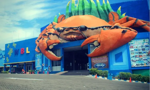 Bacaan dan Mufrodat Tentang Permainan di Wisata Bahari Lamongan WBL